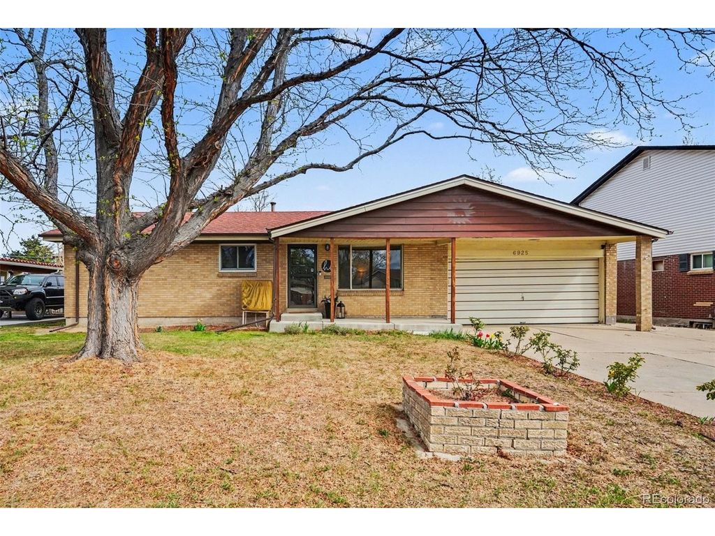 6925 W Colorado Dr, Lakewood, CO 80232