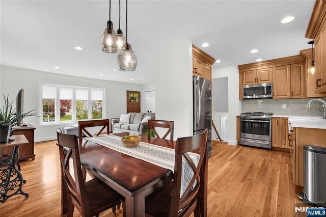 14 Meadow Drive, Little Falls, NJ 07424