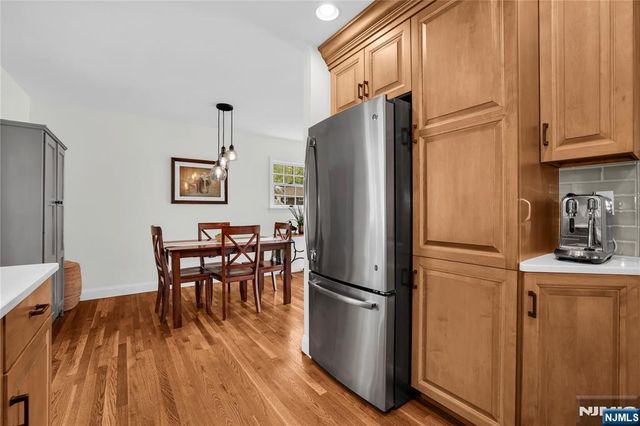 14 Meadow Drive, Little Falls, NJ 07424