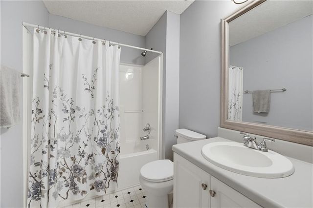 804 Abbington Lane, Douglasville, GA 30134
