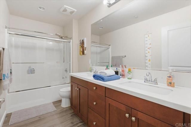 1800 Saltaire Place 23, San Diego, CA 92154