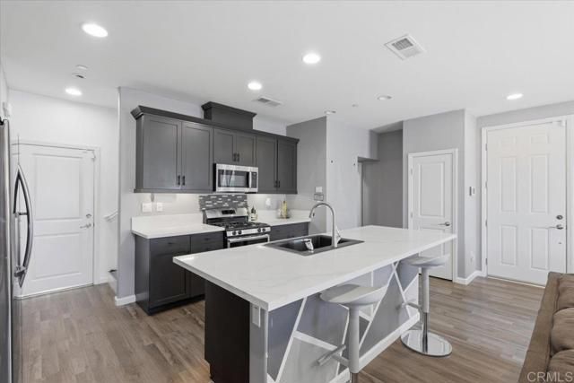 1800 Saltaire Place 23, San Diego, CA 92154