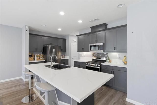 1800 Saltaire Place 23, San Diego, CA 92154