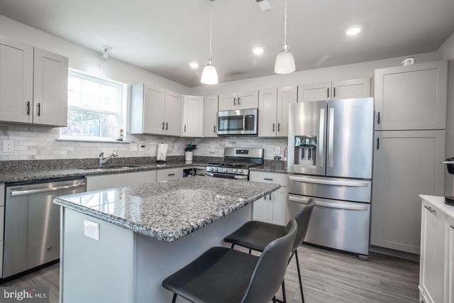 2994 DAPHNE DR, Vineland, NJ 08361