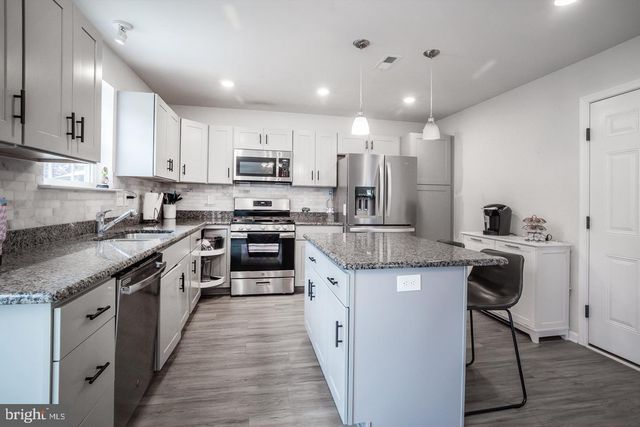 2994 DAPHNE DR, Vineland, NJ 08361