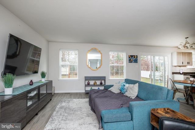 2994 DAPHNE DR, Vineland, NJ 08361