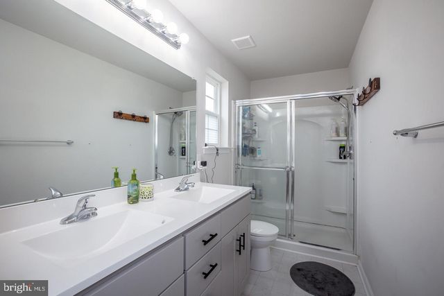 2994 DAPHNE DR, Vineland, NJ 08361