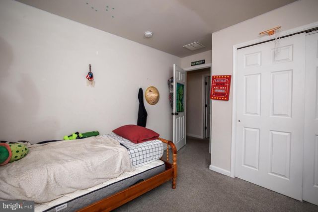 2994 DAPHNE DR, Vineland, NJ 08361