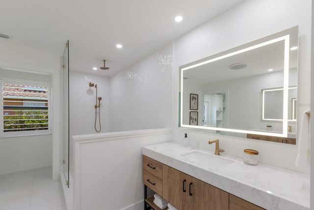 510 PUTTER LANE, Longboat Key, FL 34228