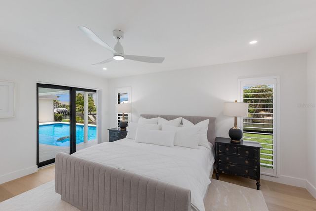 510 PUTTER LANE, Longboat Key, FL 34228