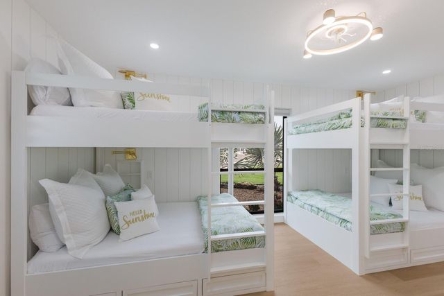 510 PUTTER LANE, Longboat Key, FL 34228