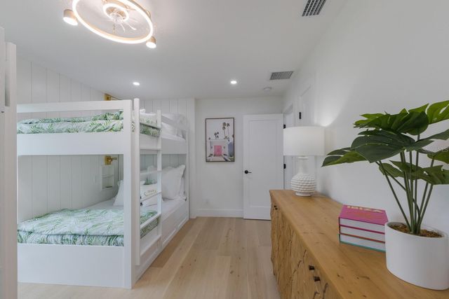 510 PUTTER LANE, Longboat Key, FL 34228