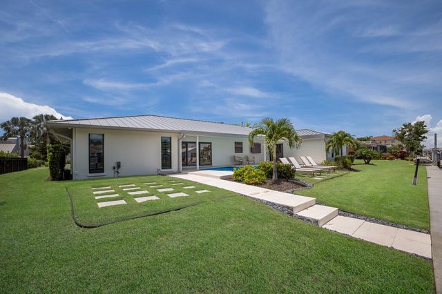 510 PUTTER LANE, Longboat Key, FL 34228