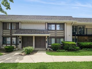 1117 Court B Court, Hanover Park, IL 60133