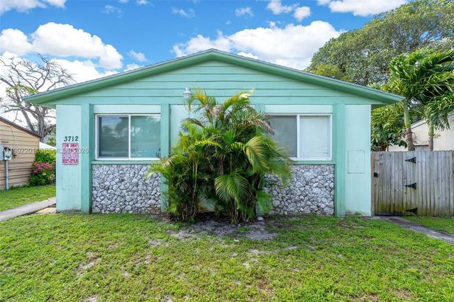 3712 SW 12th Ct, Fort Lauderdale, FL 33312