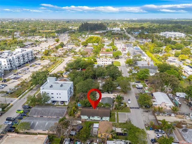 3712 SW 12th Ct, Fort Lauderdale, FL 33312