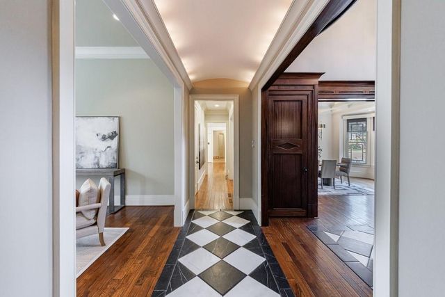 4500 Powers Ferry Road, Atlanta, GA 30327