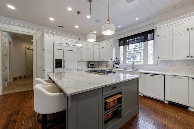 4500 Powers Ferry Road, Atlanta, GA 30327