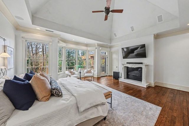 4500 Powers Ferry Road, Atlanta, GA 30327