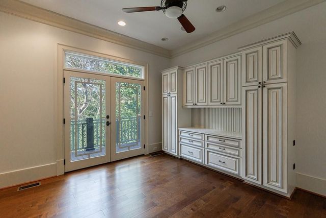 4500 Powers Ferry Road, Atlanta, GA 30327