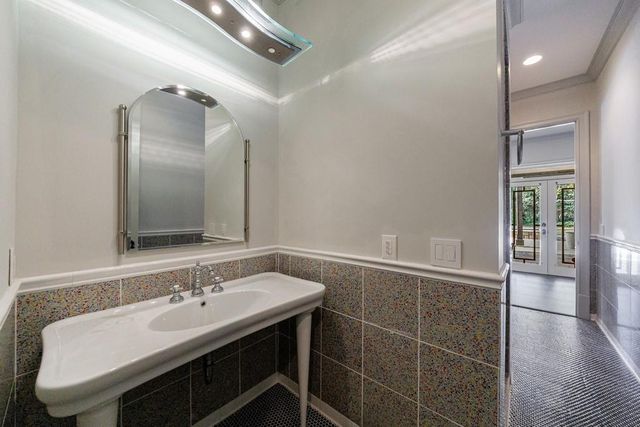 4500 Powers Ferry Road, Atlanta, GA 30327