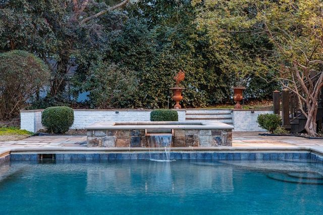 4500 Powers Ferry Road, Atlanta, GA 30327