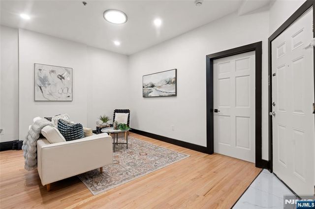 391 Central Avenue 1, Jersey City, NJ 07307