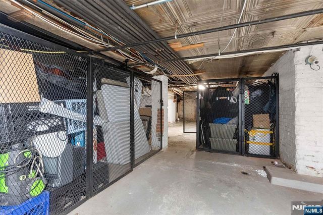 391 Central Avenue 1, Jersey City, NJ 07307