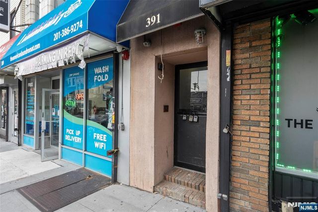 391 Central Avenue 1, Jersey City, NJ 07307