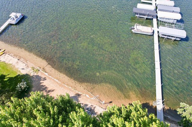 315 Park Lake Boulevard 207, Detroit Lakes, MN 56501