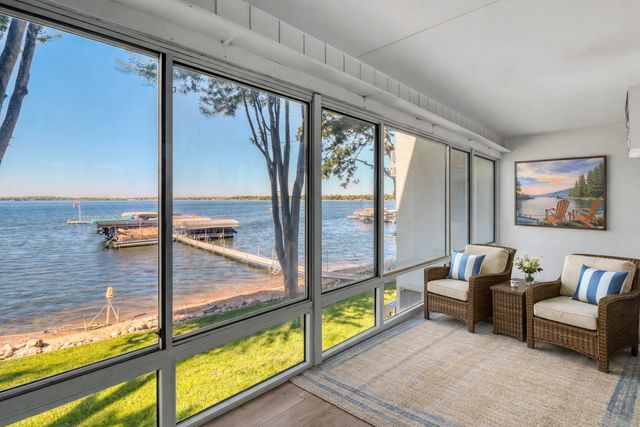 315 Park Lake Boulevard 207, Detroit Lakes, MN 56501