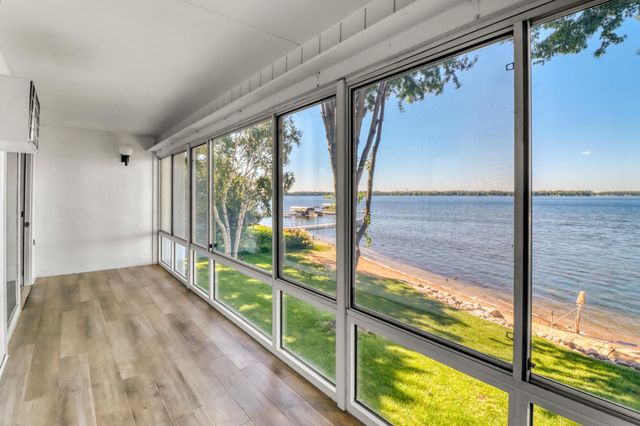 315 Park Lake Boulevard 207, Detroit Lakes, MN 56501