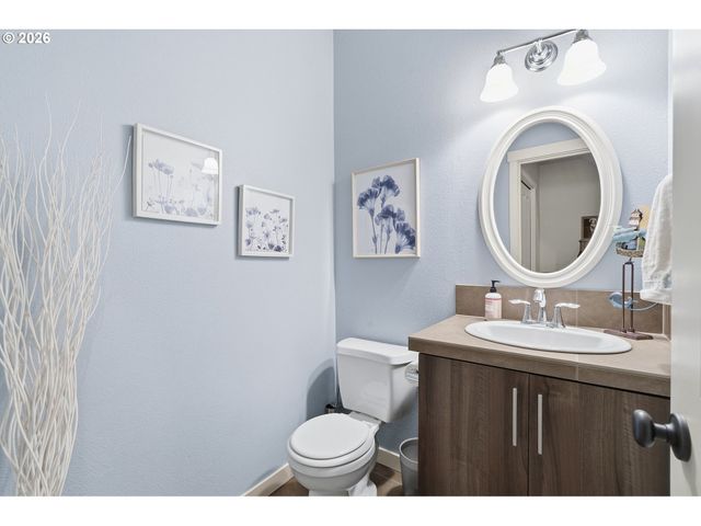 7869 Ne ROCKNE Way, Hillsboro, OR 97006