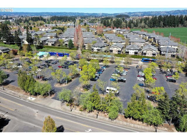 7869 Ne ROCKNE Way, Hillsboro, OR 97006