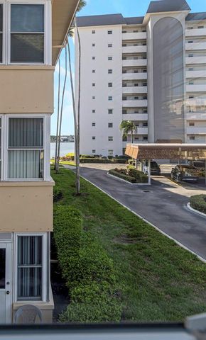 5020 BRITTANY DRIVE S 224, St Petersburg, FL 33715