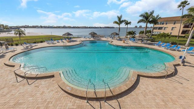 5020 BRITTANY DRIVE S 224, St Petersburg, FL 33715