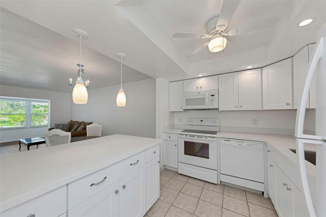 5020 BRITTANY DRIVE S 224, St Petersburg, FL 33715