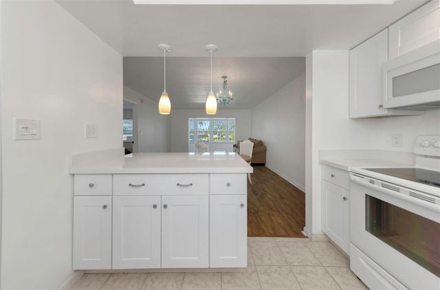 5020 BRITTANY DRIVE S 224, St Petersburg, FL 33715