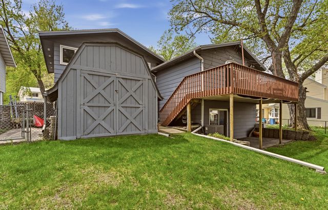 311 24th Street NE, Rochester, MN 55906