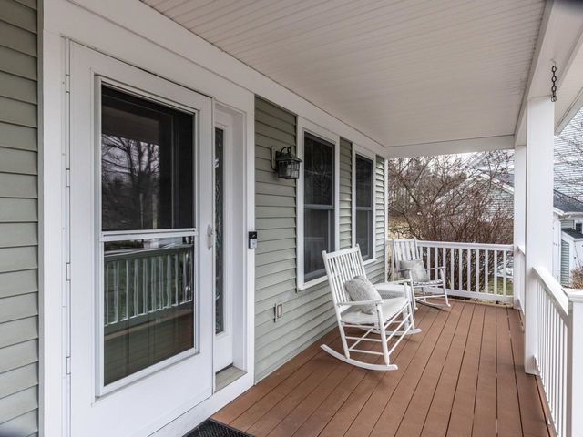 12 Stannard Drive, Essex, VT 05452