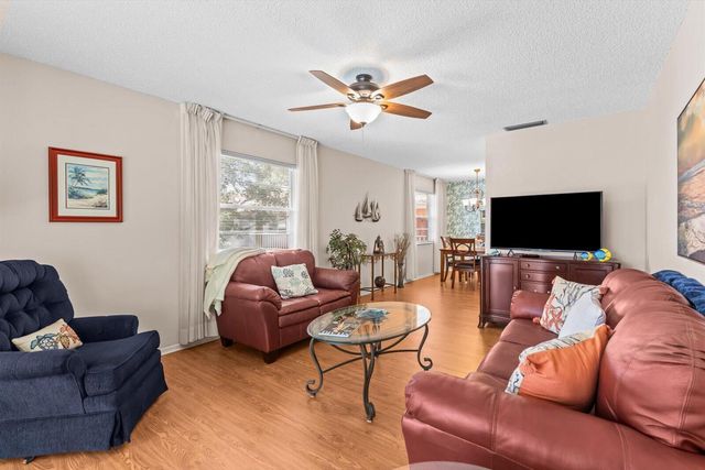 2600 SE Ocean Boulevard O14, Stuart, FL 34996