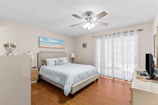 2600 SE Ocean Boulevard O14, Stuart, FL 34996