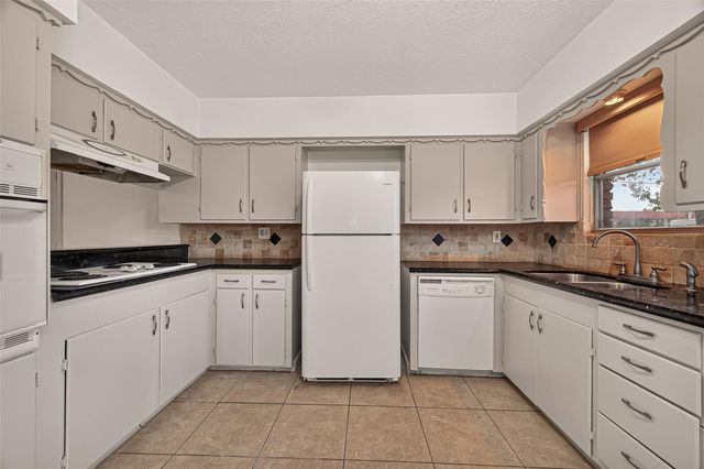 1003 Eastlake Street, Houston, TX 77034