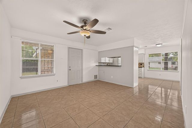 1003 Eastlake Street, Houston, TX 77034