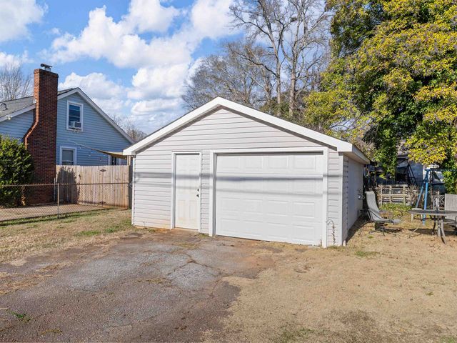 201 Perry Road, Greenville, SC 29609