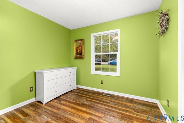 201 Van Dyke Cir, Emporia, VA 23847