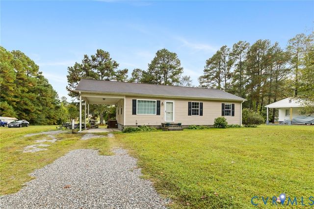 201 Van Dyke Cir, Emporia, VA 23847