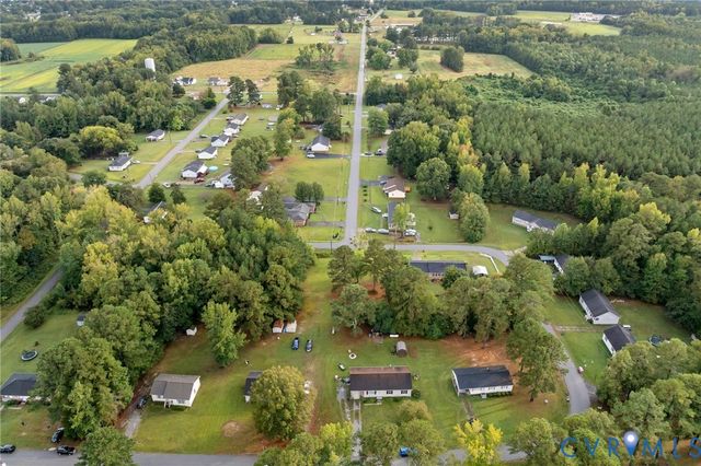 201 Van Dyke Cir, Emporia, VA 23847