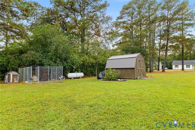 201 Van Dyke Cir, Emporia, VA 23847