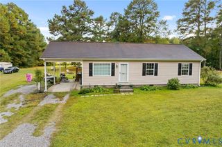 201 Van Dyke Cir, Emporia, VA 23847